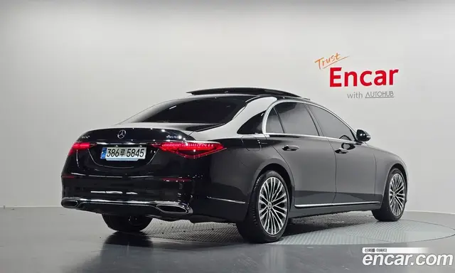 Mercedes-Benz S-Class 2023 3.0 автомат (гидро), миниатюра 2