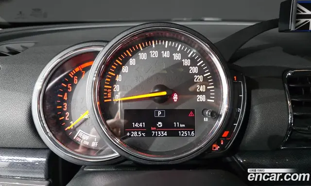 Mini Clubman 2018 1.5 автомат (гидро), миниатюра 11