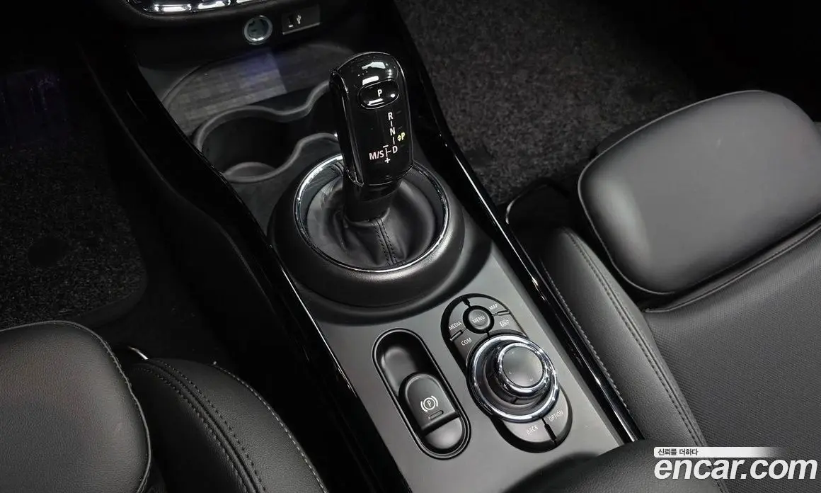 Mini Clubman 2023 1.5 автомат (гидро), фото 9