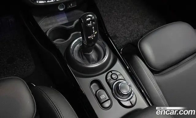 Mini Clubman 2023 1.5 автомат (гидро), миниатюра 9