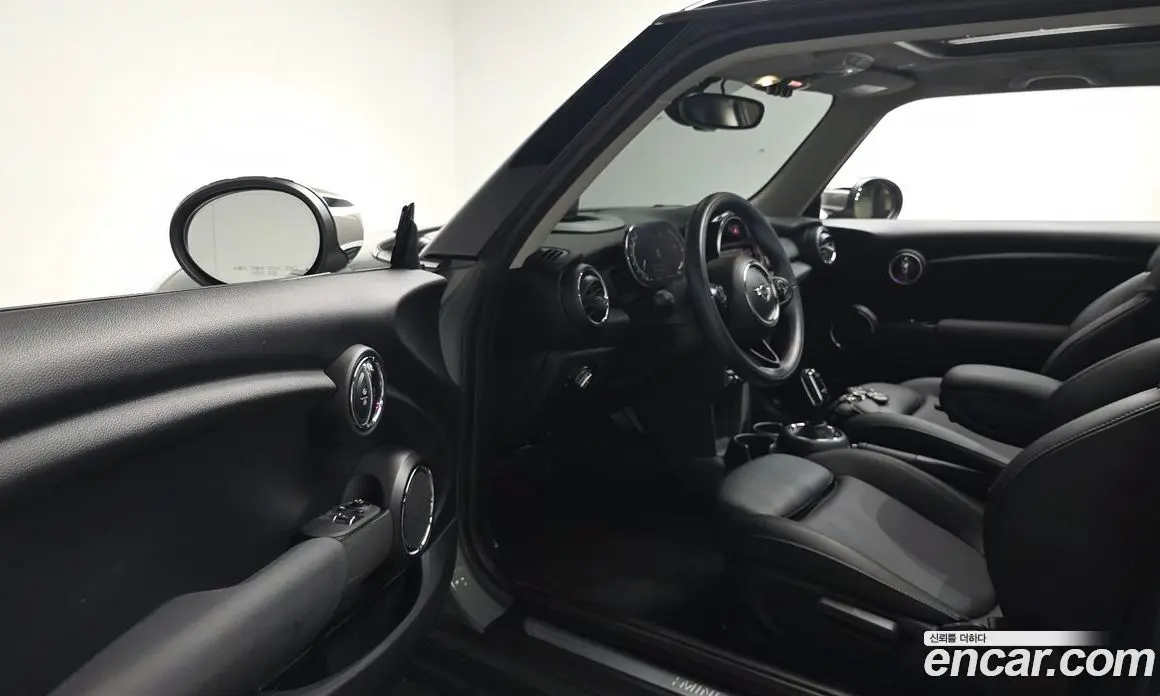 Mini Cooper 2021 1.5 автомат (гидро), фото 13
