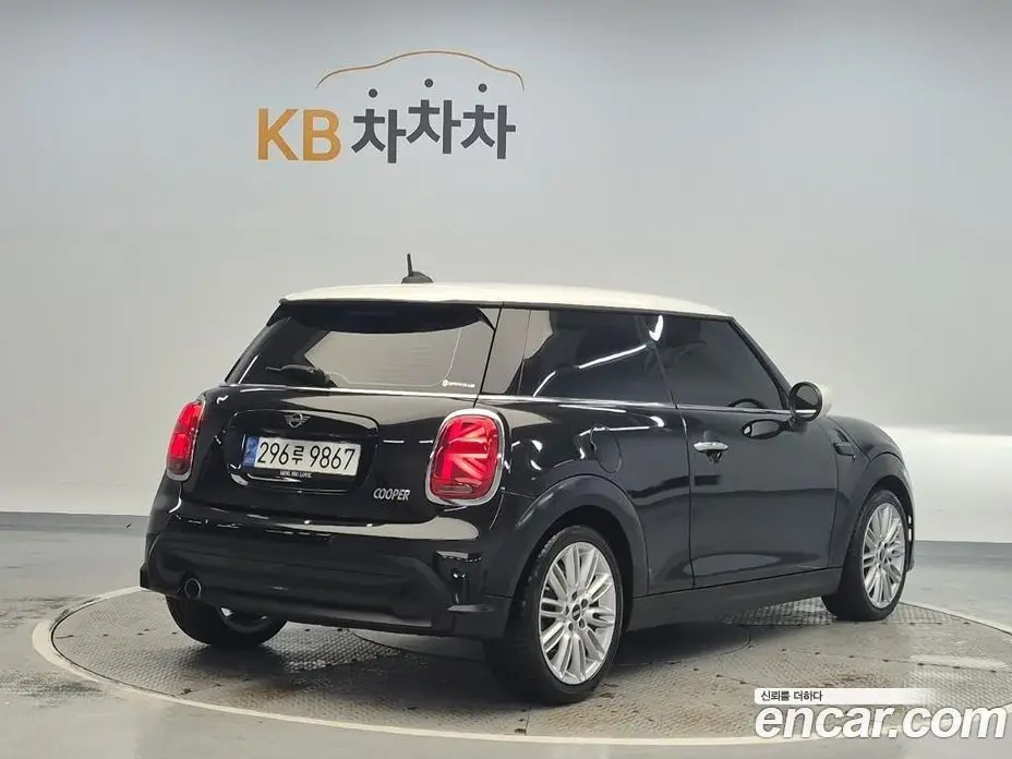Mini Cooper 2022 1.5 автомат (гидро), фото 3