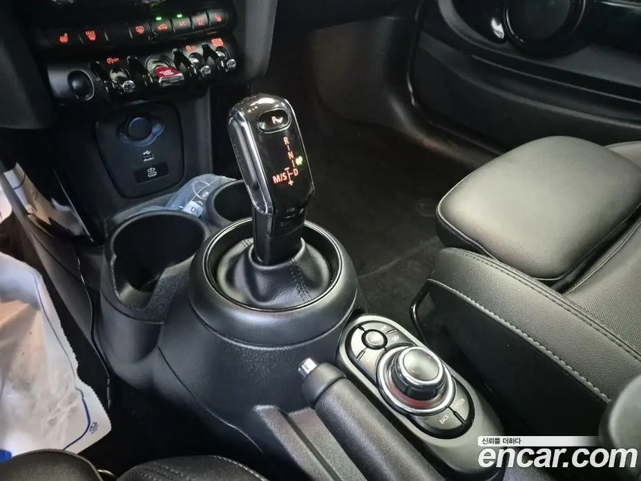 Mini Cooper 2022 1.5 автомат (гидро), фото 8
