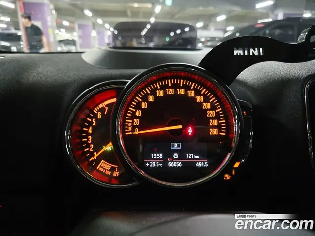 Mini Countryman 2018 1.5 автомат (гидро), миниатюра 8