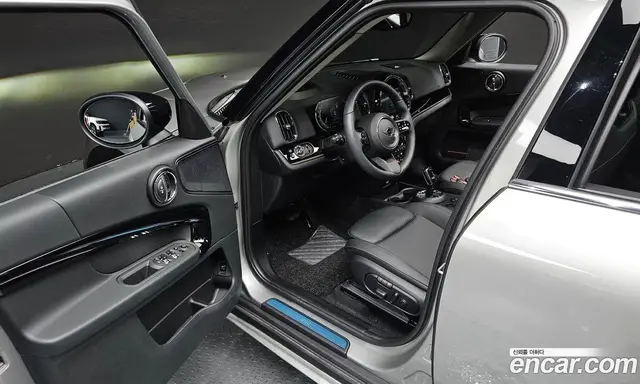 Mini Countryman 2024 1.5 автомат (гидро), миниатюра 12