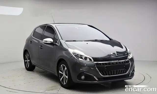 Peugeot 208 2016 1.6 автомат (робот), миниатюра 2