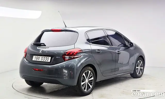 Peugeot 208 2016 1.6 автомат (робот), миниатюра 3