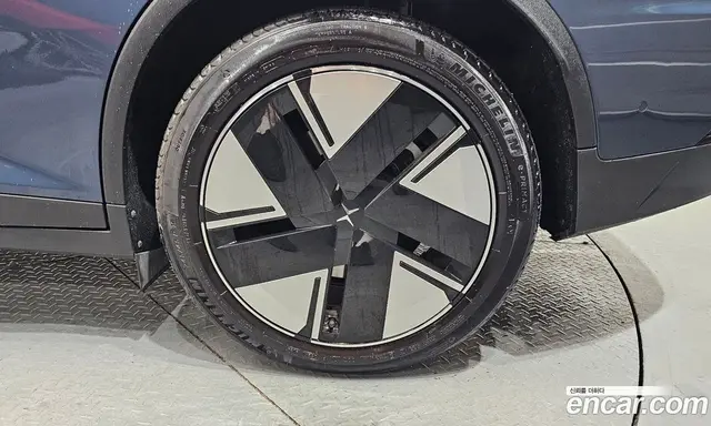 Polestar Polestar 2 2025 0.2 автомат (гидро), миниатюра 4