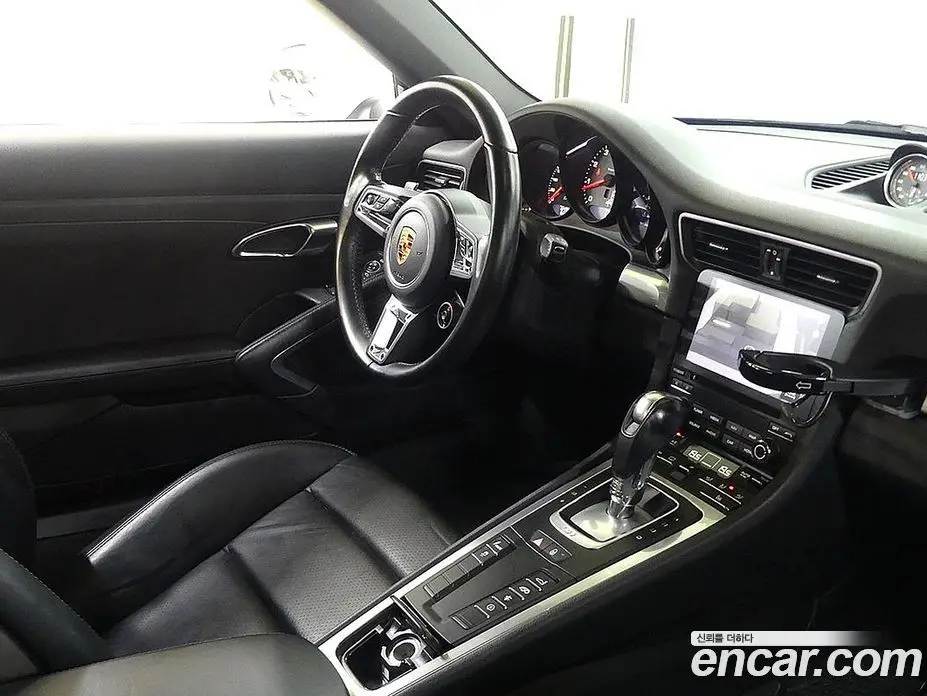 Porsche 911 2016 3.0 автомат (гидро), фото 19