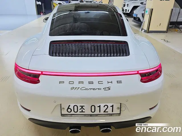 Porsche 911 2016 3.0 автомат (гидро), миниатюра 5