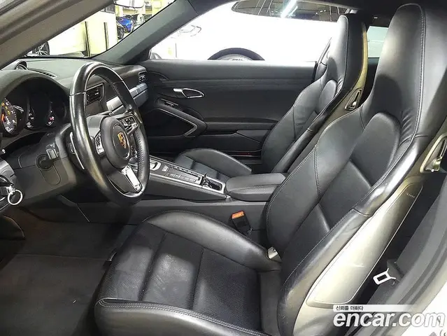 Porsche 911 2016 3.0 автомат (гидро), миниатюра 7