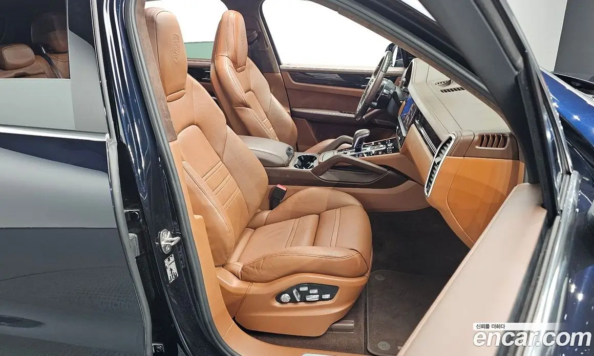 Porsche Cayenne 2019 3.0 автомат (гидро), фото 16