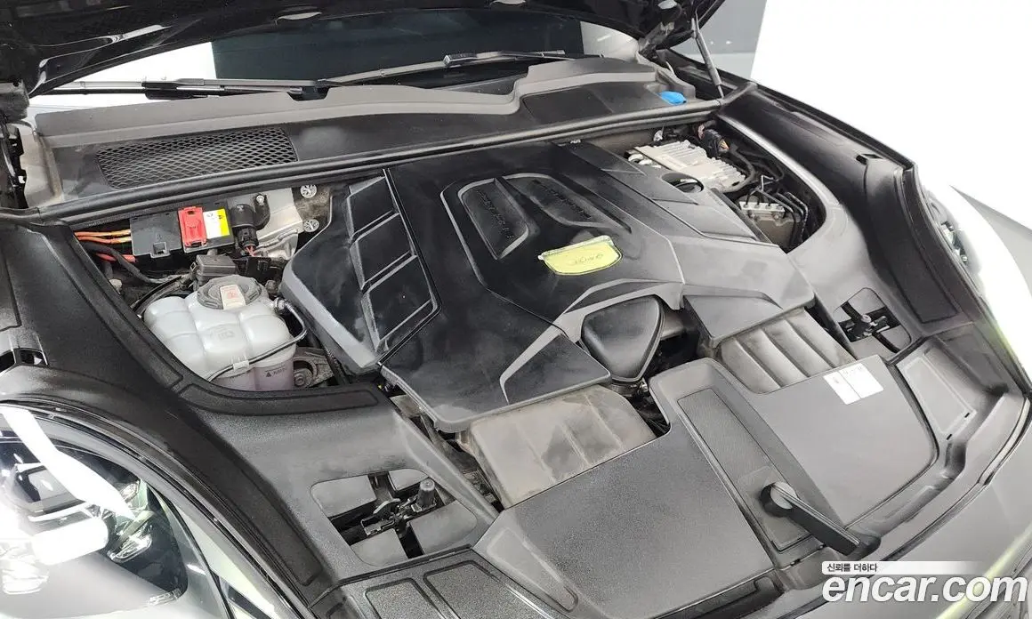 Porsche Cayenne 2022 3.0 автомат (гидро), фото 6
