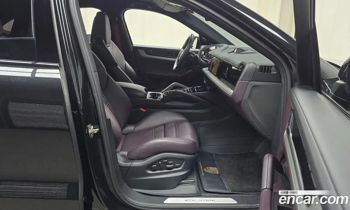 Porsche Cayenne 2024 3.0 автомат (гидро), фото 11
