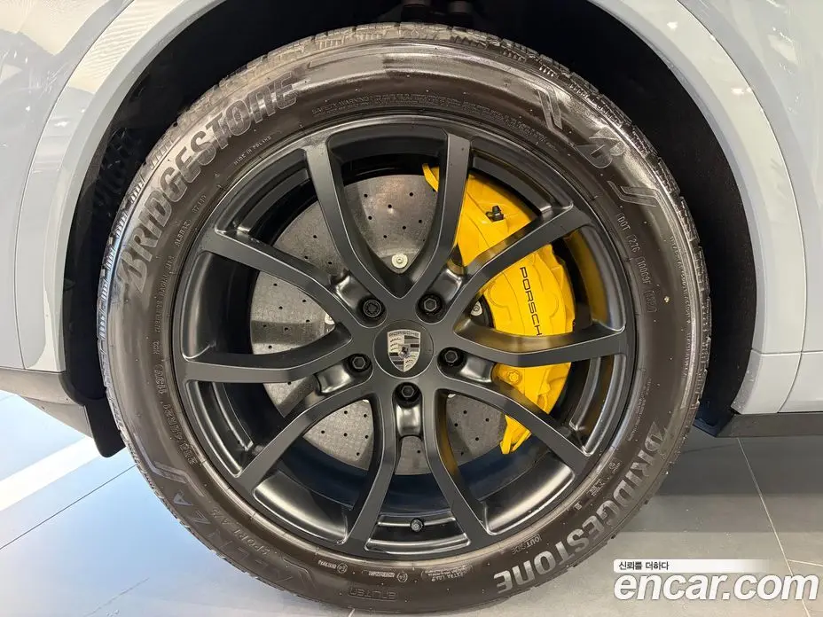 Porsche Cayenne 2025 4.0 автомат (гидро), фото 5