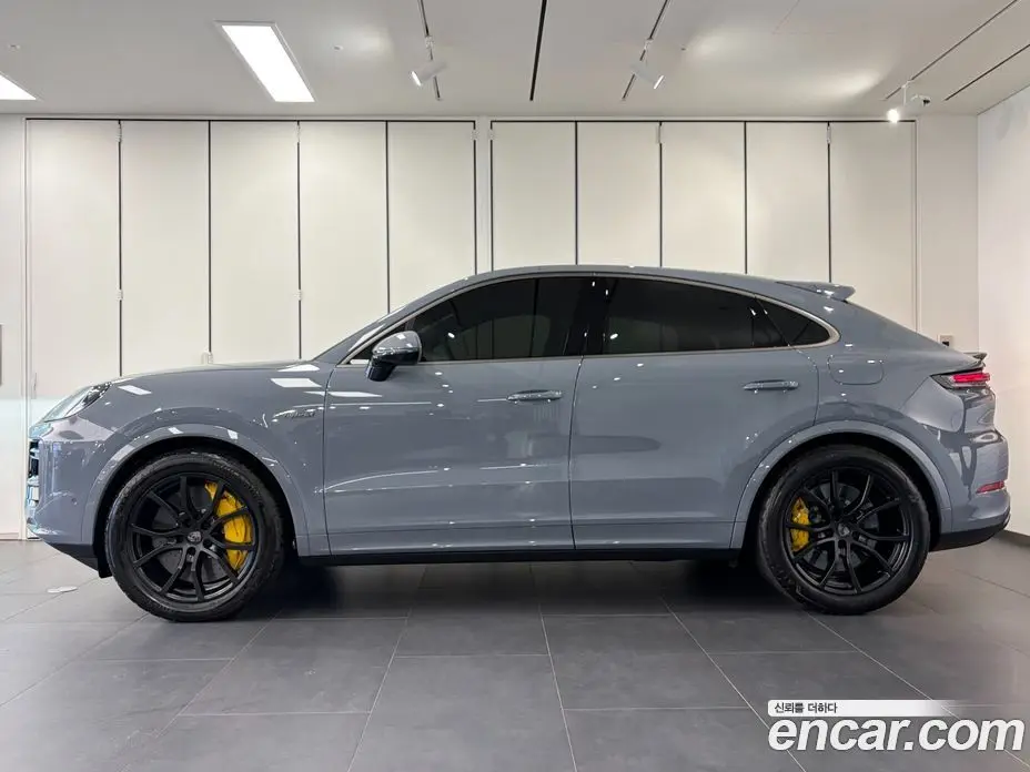 Porsche Cayenne 2025 4.0 автомат (гидро), фото 6