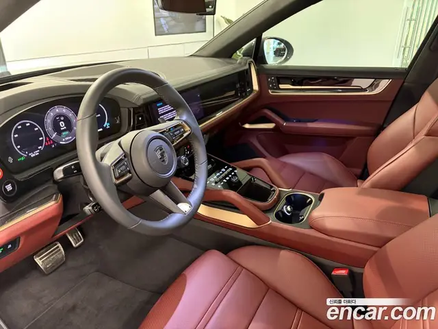 Porsche Cayenne 2025 4.0 автомат (гидро), миниатюра 9