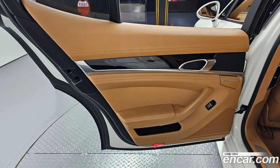 Porsche Panamera 2012 3.0 автомат (гидро), фото 15