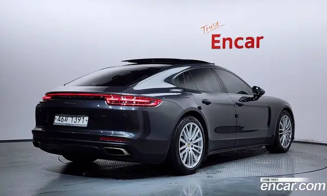 Porsche Panamera 2018 3.0 автомат (гидро), миниатюра 2