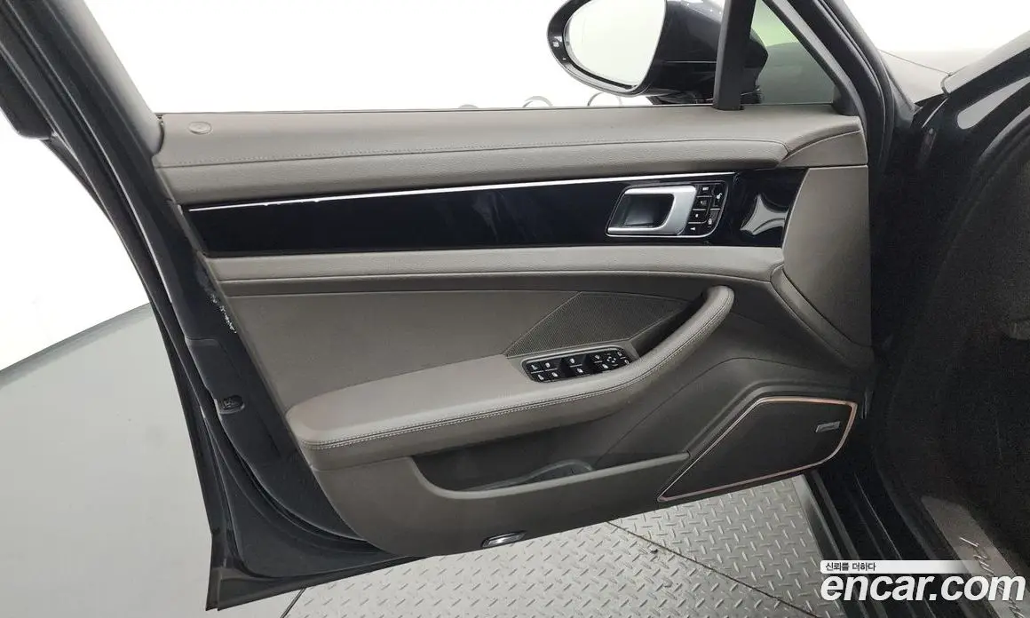 Porsche Panamera 2018 3.0 автомат (гидро), фото 14