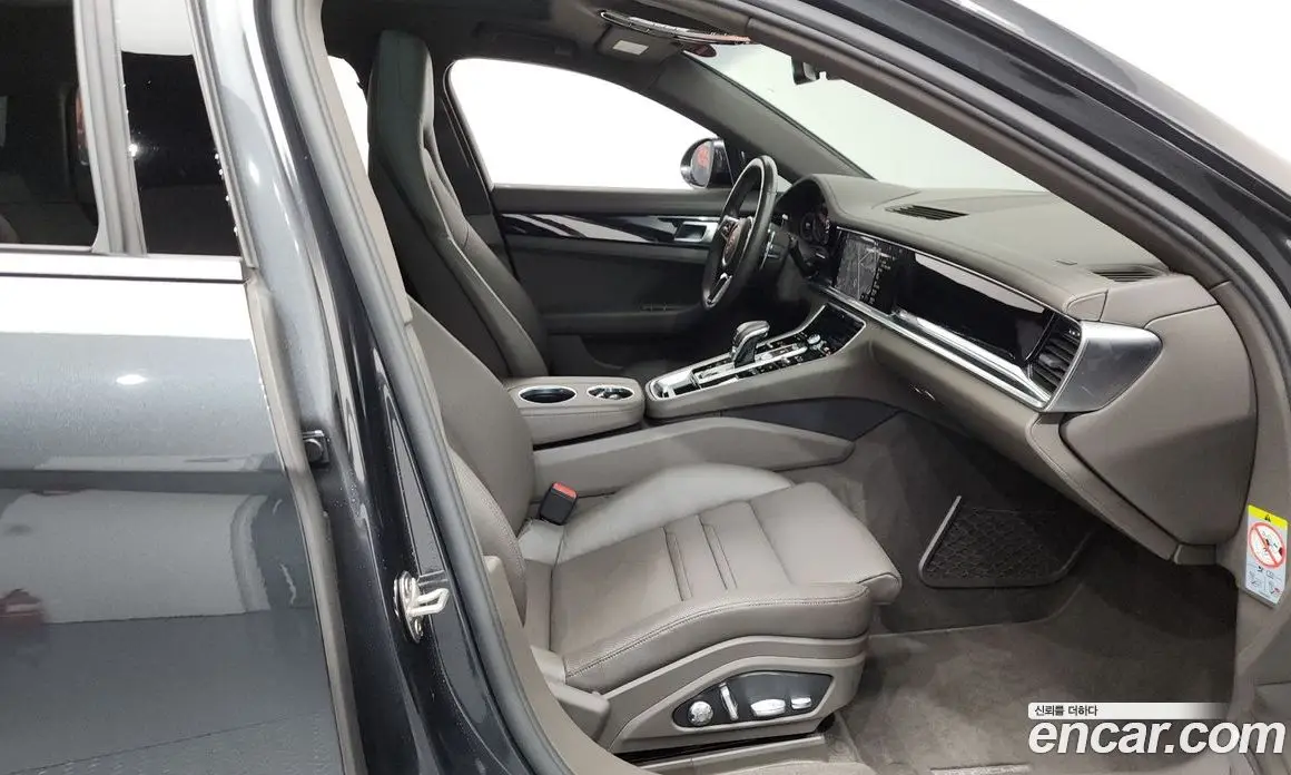 Porsche Panamera 2018 3.0 автомат (гидро), фото 16
