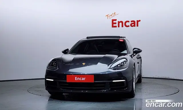 Porsche Panamera 2018 3.0 автомат (гидро), миниатюра 3
