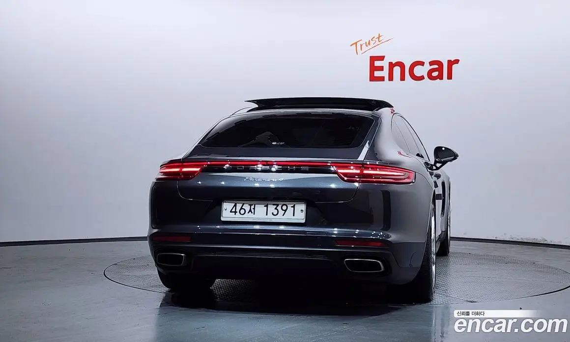 Porsche Panamera 2018 3.0 автомат (гидро), фото 4