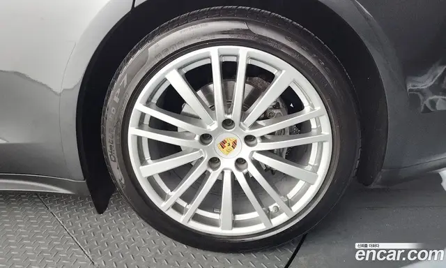 Porsche Panamera 2018 3.0 автомат (гидро), миниатюра 7