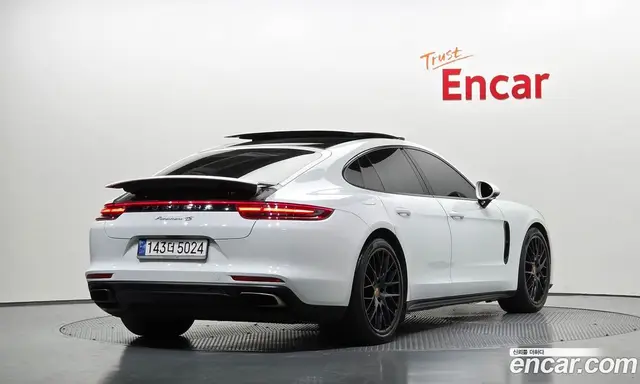 Porsche Panamera 2018 3.0 автомат (гидро), миниатюра 2