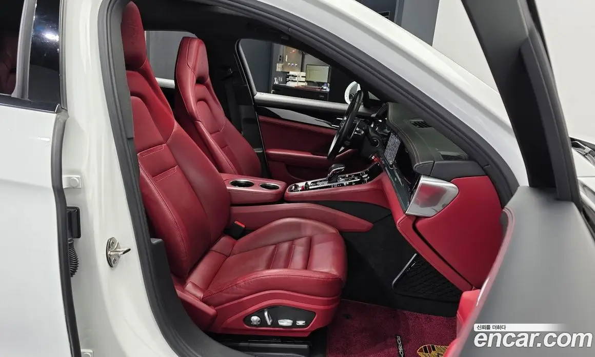 Porsche Panamera 2018 3.0 автомат (гидро), фото 17