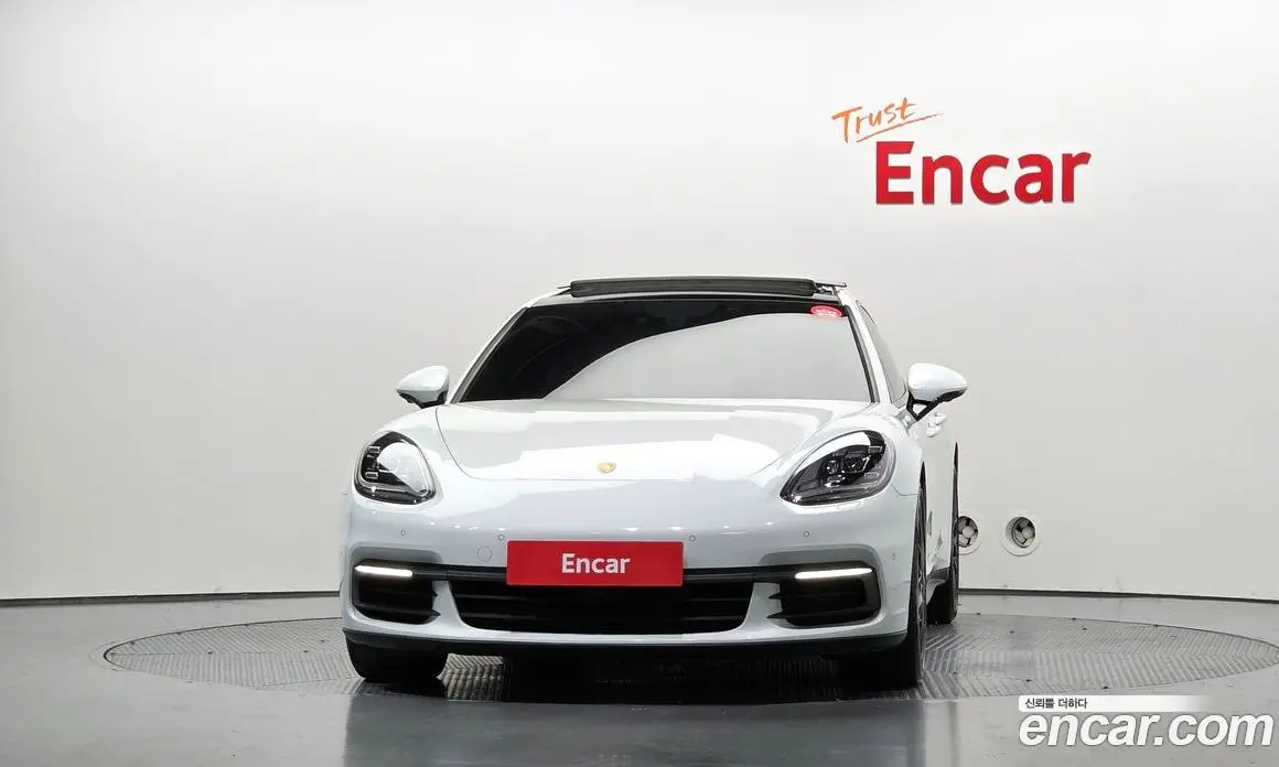 Porsche Panamera 2018 3.0 автомат (гидро), фото 3