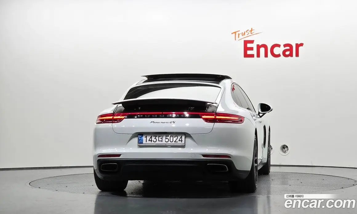 Porsche Panamera 2018 3.0 автомат (гидро), фото 4