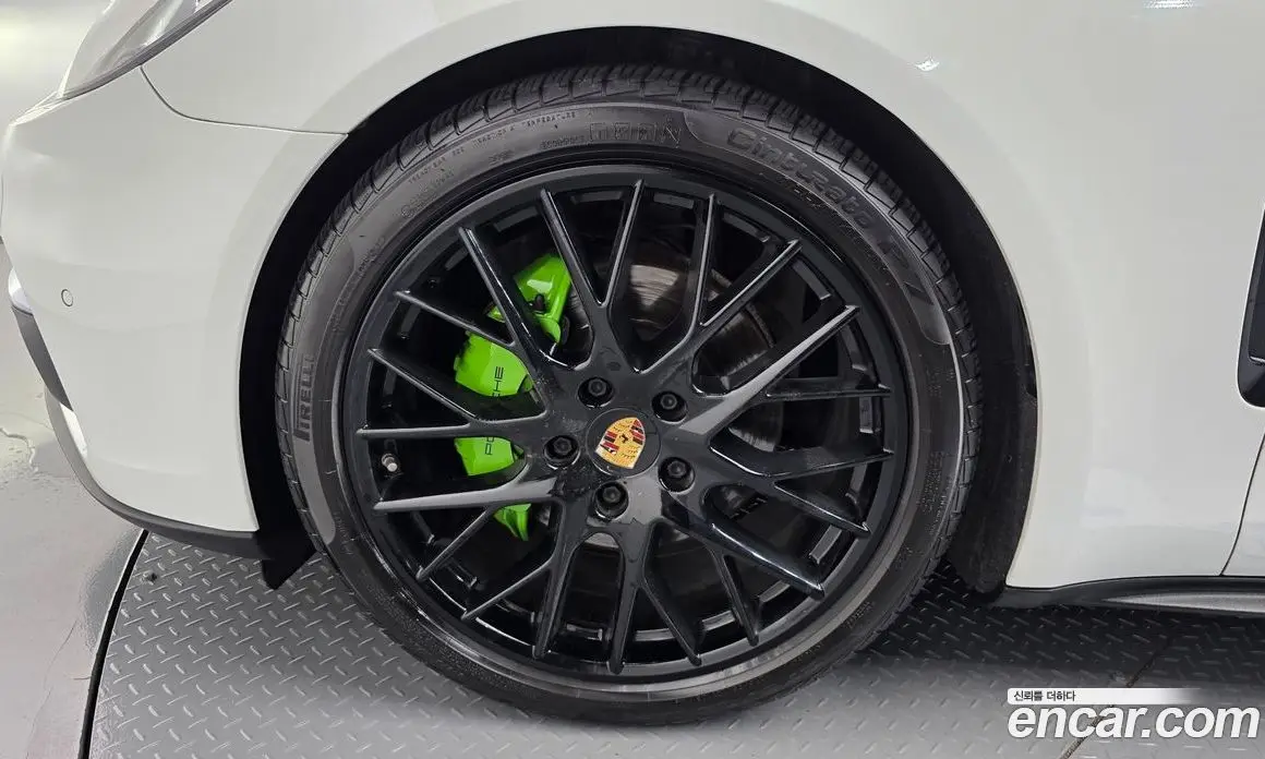 Porsche Panamera 2018 3.0 автомат (гидро), фото 5