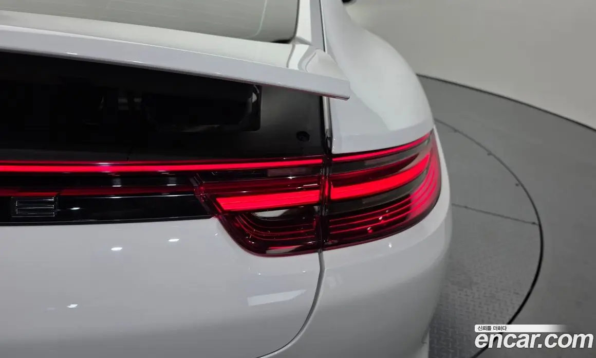 Porsche Panamera 2018 3.0 автомат (гидро), фото 9