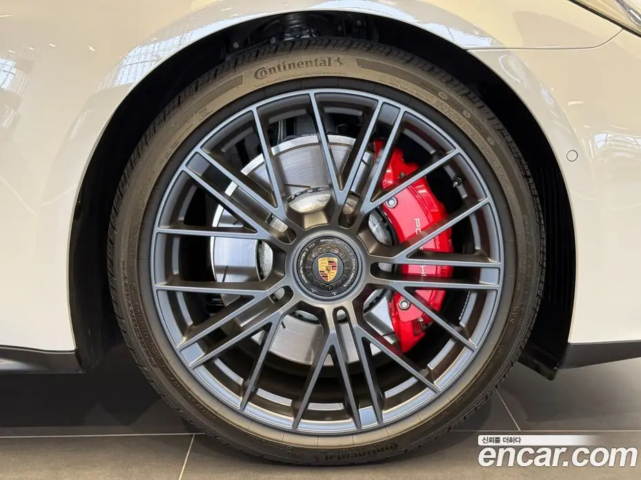 Porsche Panamera 2026 4.0 автомат (гидро), фото 6