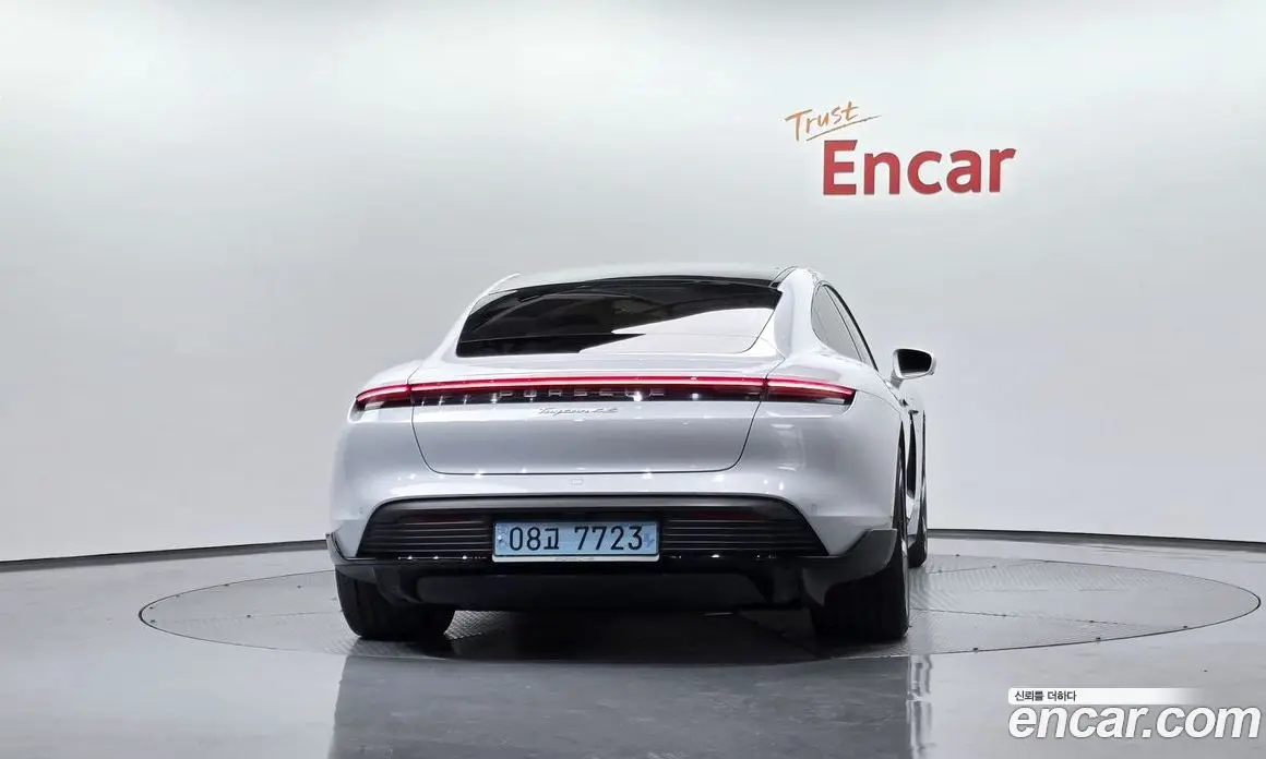 Porsche Taycan 2021 0.1 автомат (гидро), фото 4 Porsche Taycan 2021 0.1 автомат (гидро), фото 4