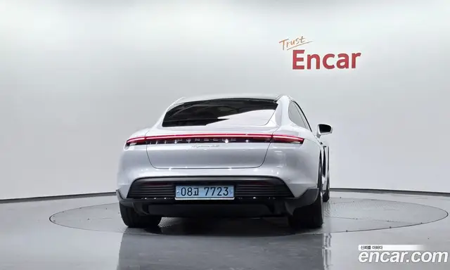 Porsche Taycan 2021 0.1 автомат (гидро), миниатюра 4 Porsche Taycan 2021 0.1 автомат (гидро), миниатюра 4