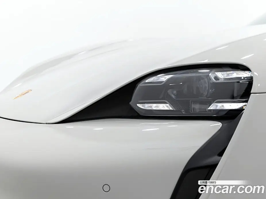 Porsche Taycan 2024 0.1 автомат (гидро), фото 11