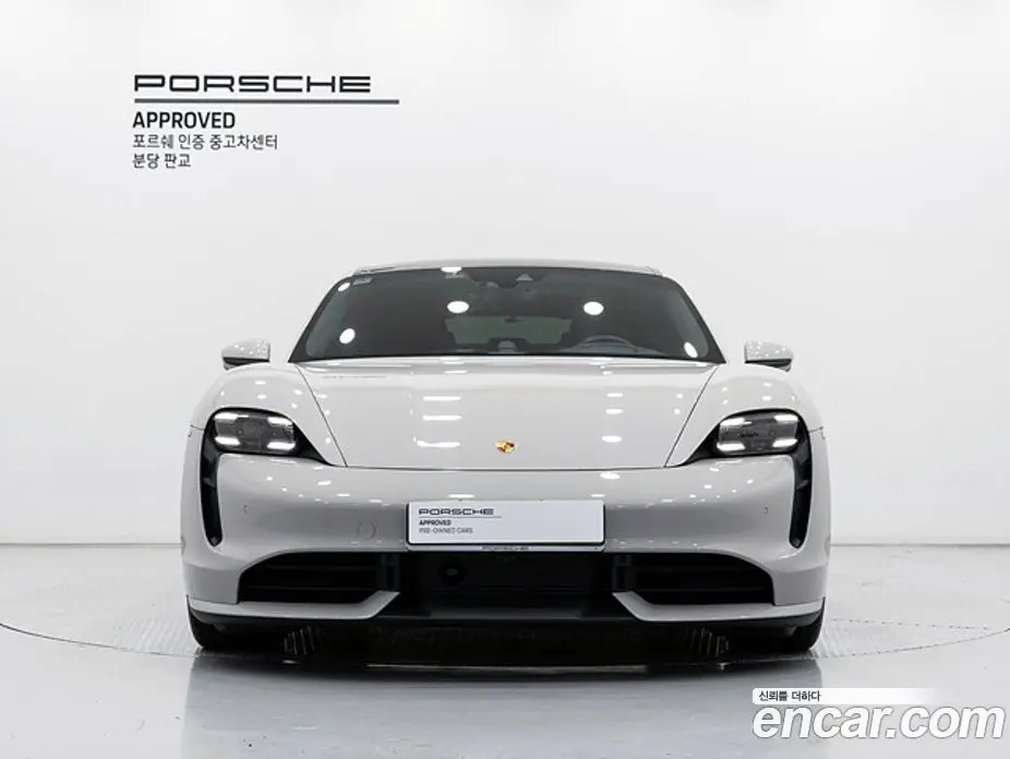 Porsche Taycan 2024 0.1 автомат (гидро), фото 3