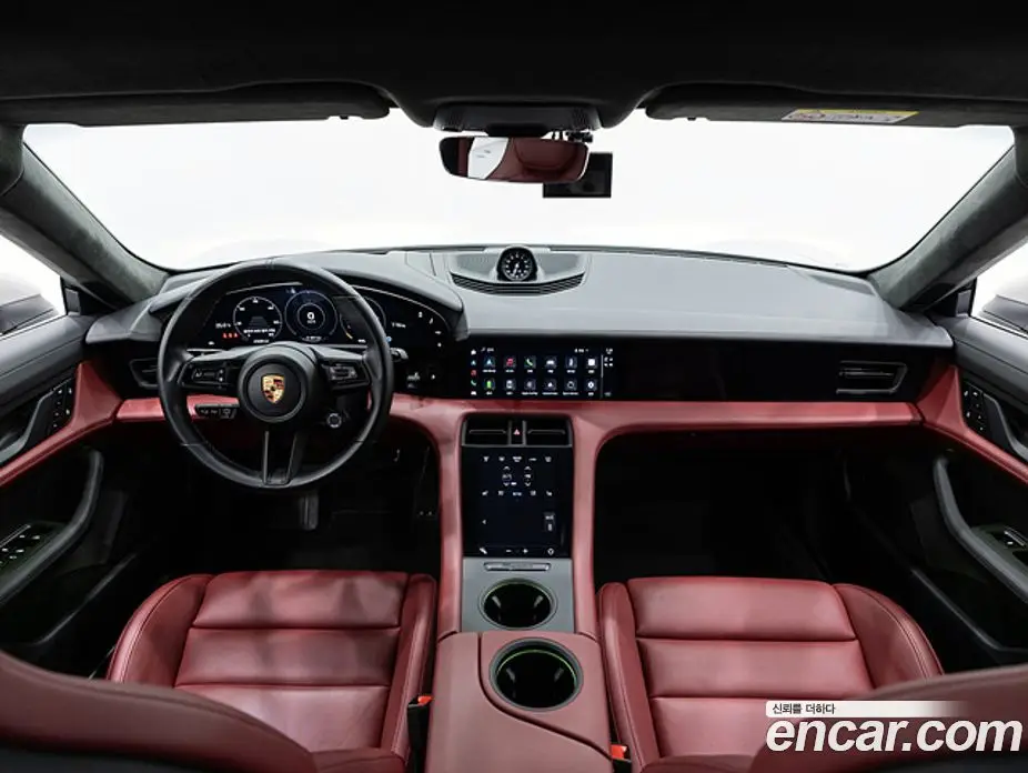 Porsche Taycan 2024 0.1 автомат (гидро), фото 7