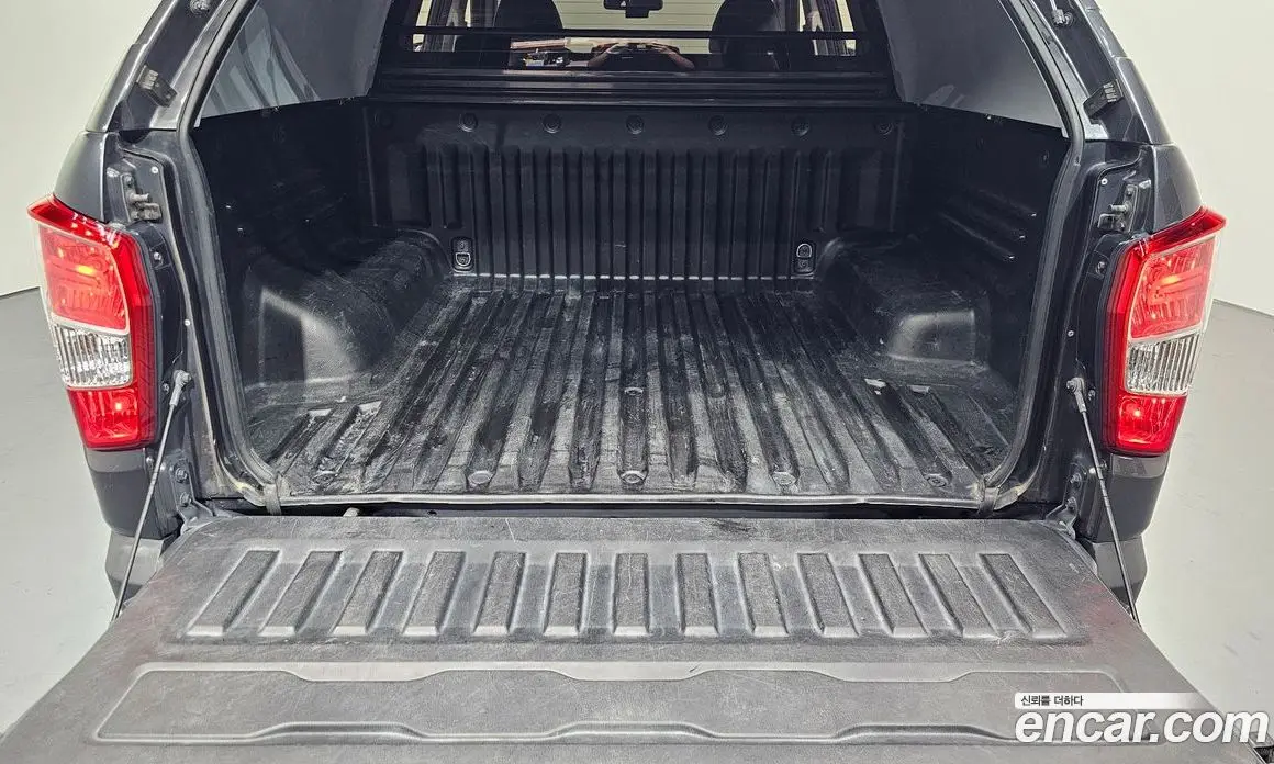 SsangYong Rexton 2018 2.2 автомат (гидро), фото 16