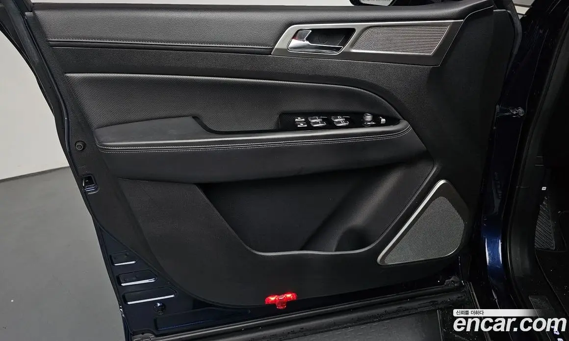 SsangYong Rexton 2018 2.2 автомат (гидро), фото 14