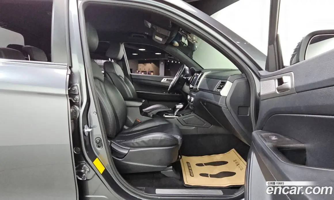 SsangYong Rexton 2019 2.2 автомат (гидро), фото 12