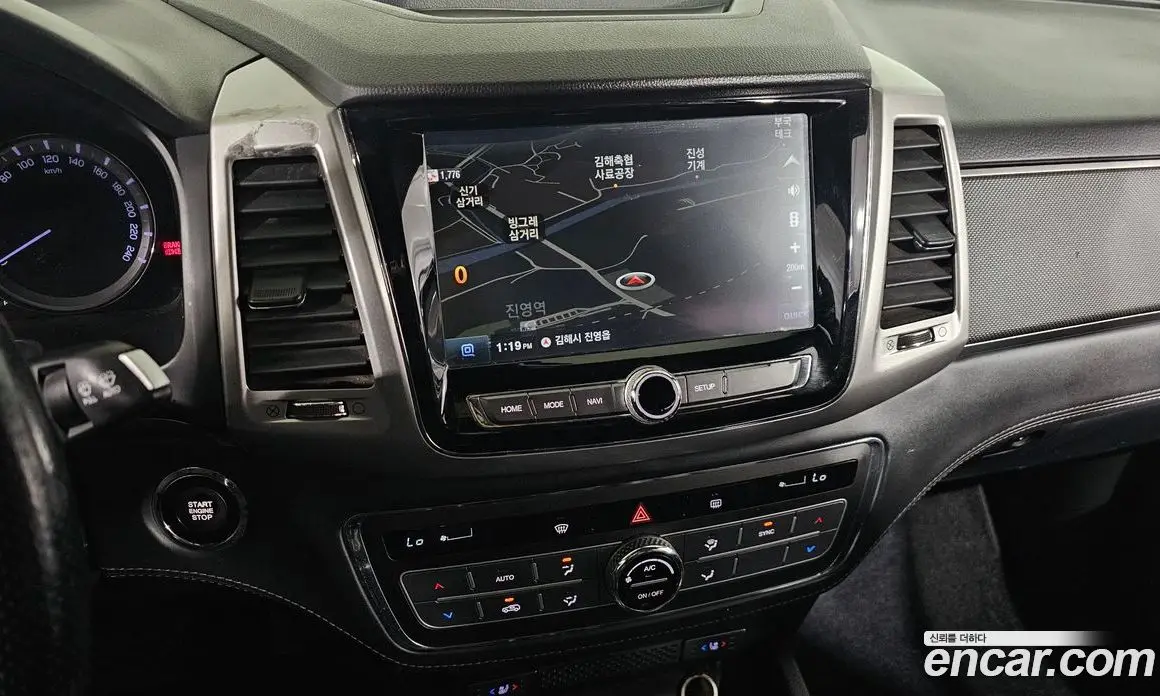 SsangYong Rexton 2019 2.2 автомат (гидро), фото 16