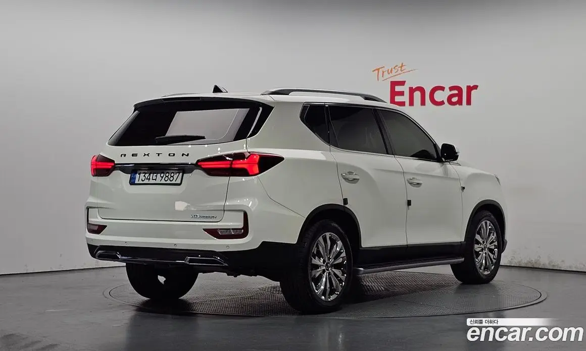 SsangYong Rexton 2023 2.2 автомат (гидро), фото 2 SsangYong Rexton 2023 2.2 автомат (гидро), фото 2