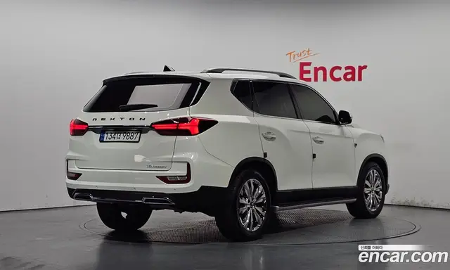 SsangYong Rexton 2023 2.2 автомат (гидро), миниатюра 2 SsangYong Rexton 2023 2.2 автомат (гидро), миниатюра 2