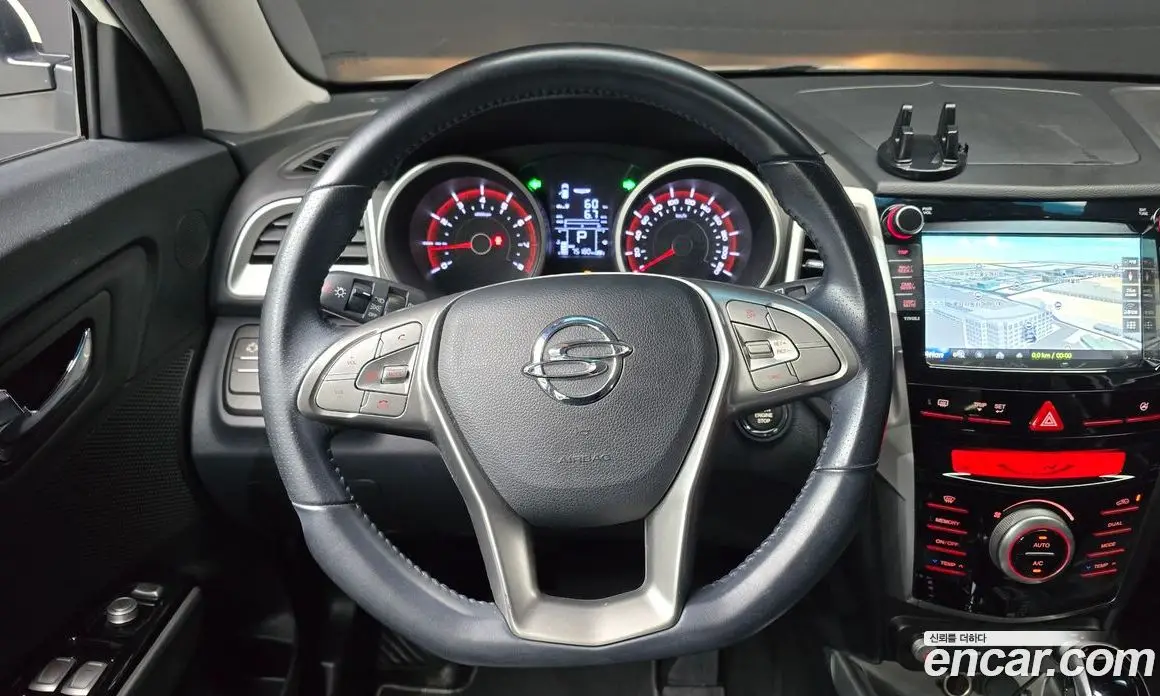 SsangYong TIBOLI 2015 1.6 автомат (гидро), фото 13