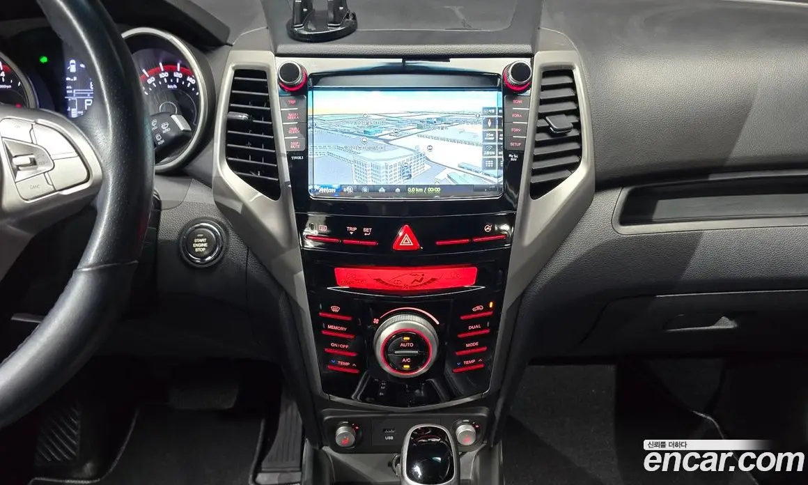 SsangYong TIBOLI 2015 1.6 автомат (гидро), фото 14