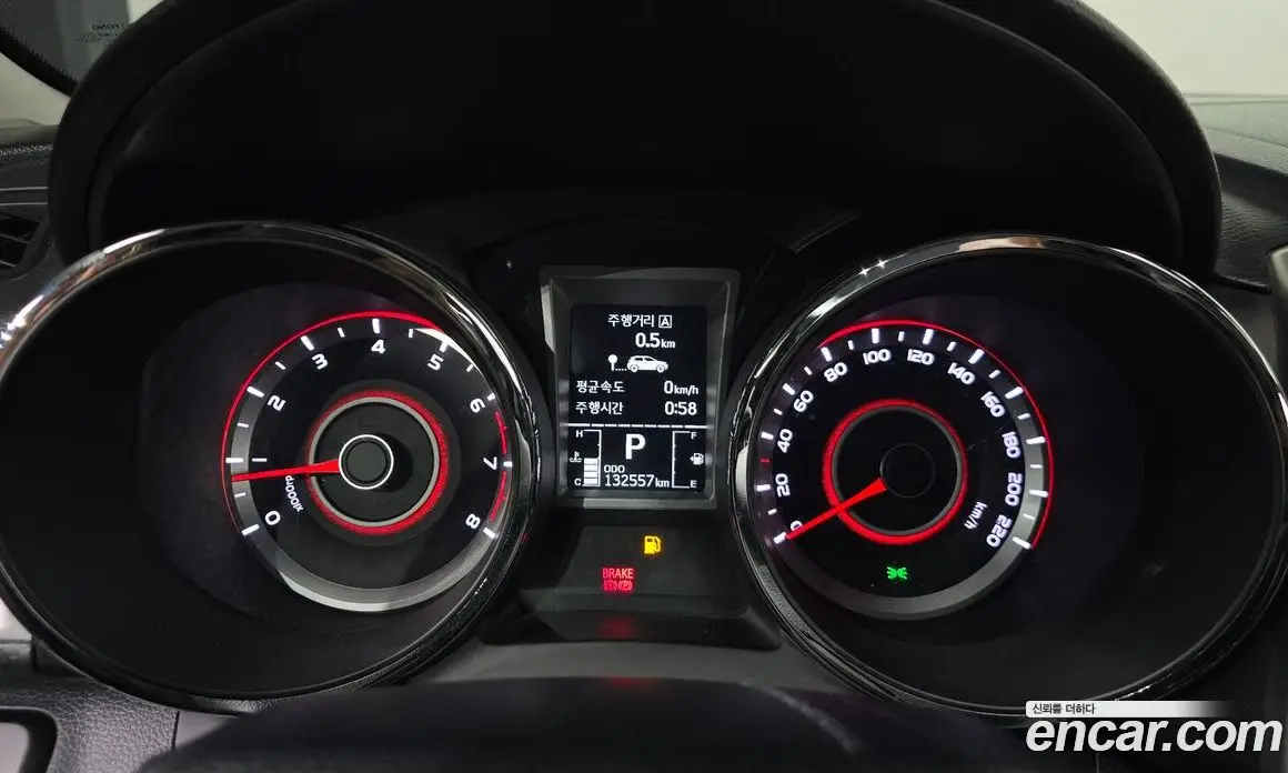 SsangYong TIBOLI 2015 1.6 автомат (гидро), фото 8