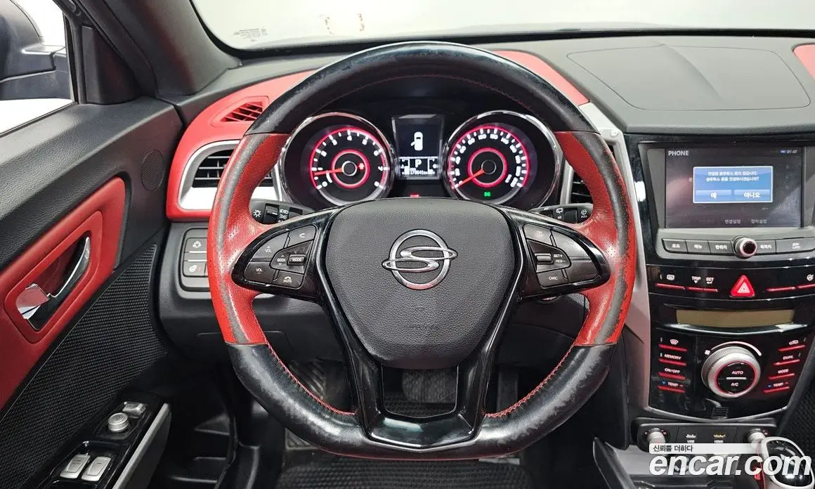 SsangYong TIBOLI 2015 1.6 автомат (гидро), фото 13